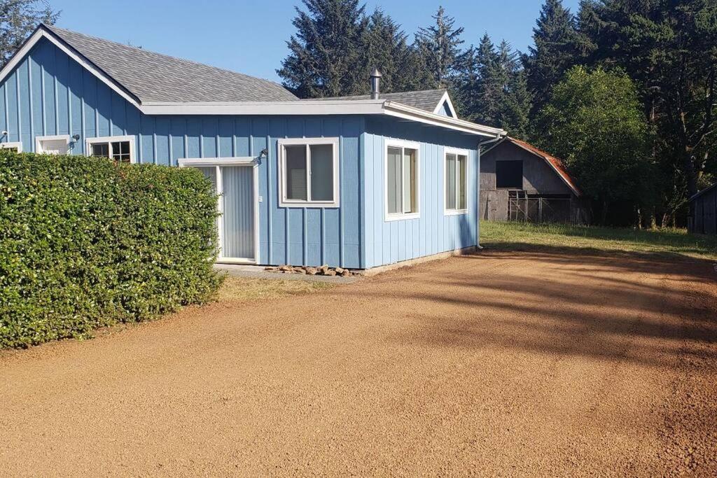 Coastal Charm: Sw Oregon Home On 2+ Quiet Acres Carpenterville Esterno foto
